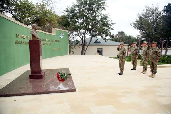 Azerbaijani defense minister: Enemy will continue suffer losses  - PHOTOS